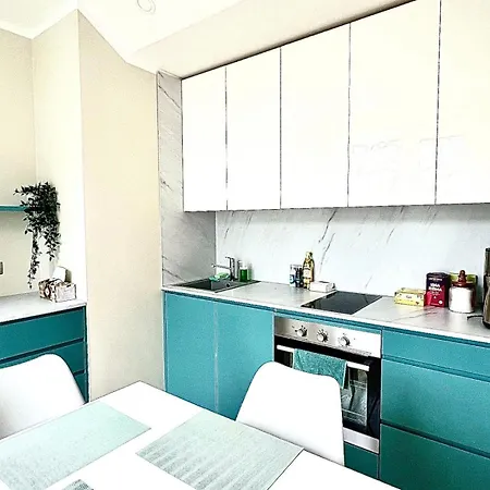 Apartment For 4 People In Center