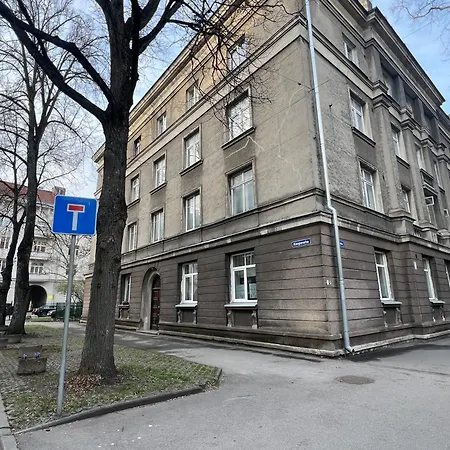 Apartamento For 4 People In Center Tallin